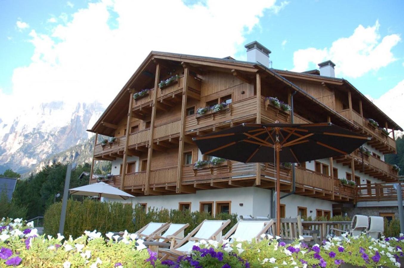 Ca' Del Sole Aparthotel San Vito di Cadore Kültér fotó